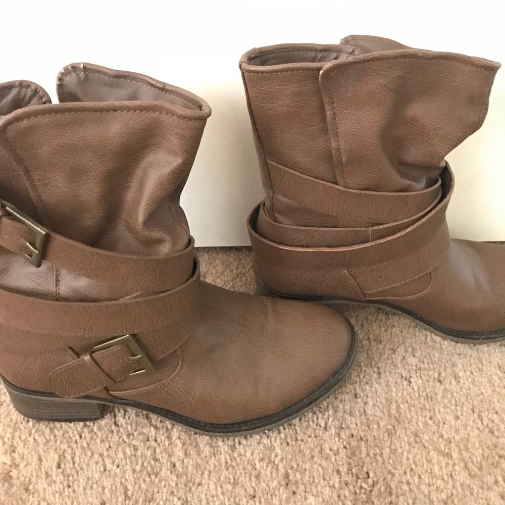 Mossimo Brand Wrap Brown Pull On Boots Sz 8